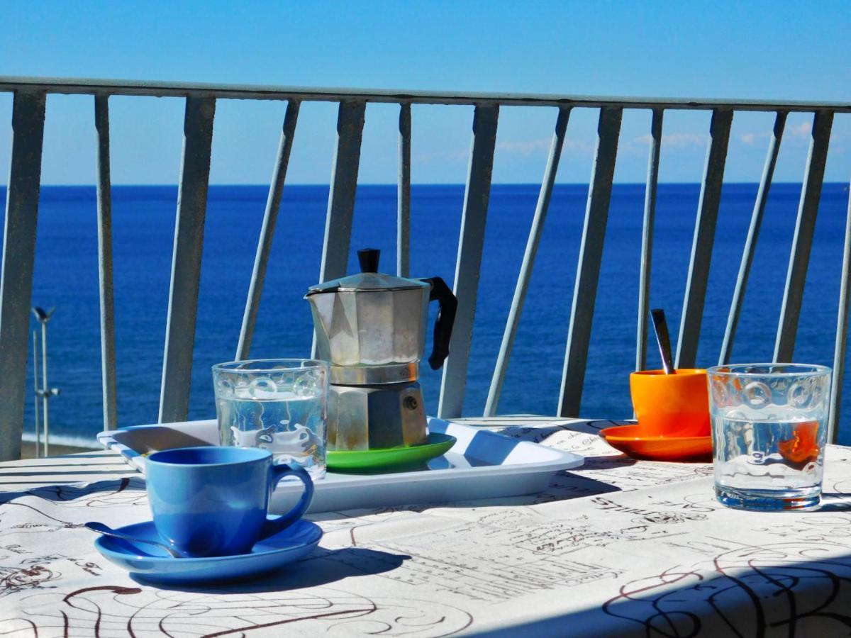 Trilocale Con Meravigliosa Vista Mare, 莱万托 外观 照片